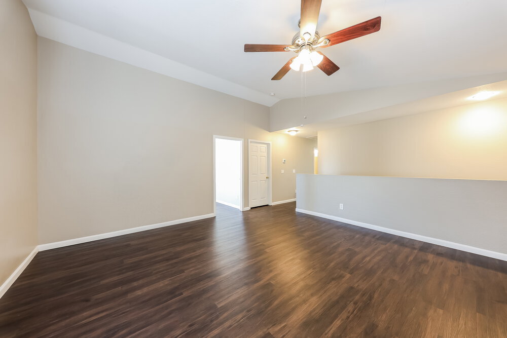 Building Photo - 12542 W Lisbon Ln