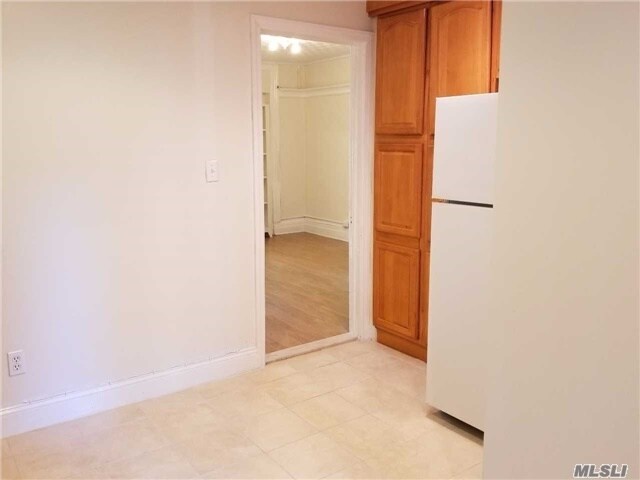 Building Photo - 617 Hudson St