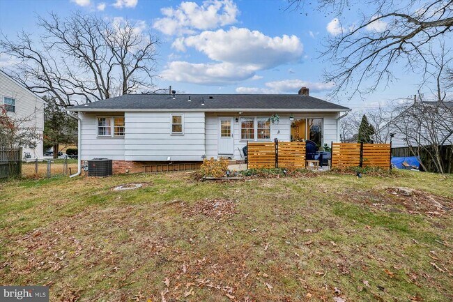 Building Photo - 11712 Seven Locks Rd