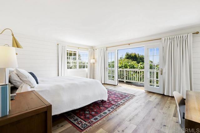 Building Photo - 561 N Rios Ave