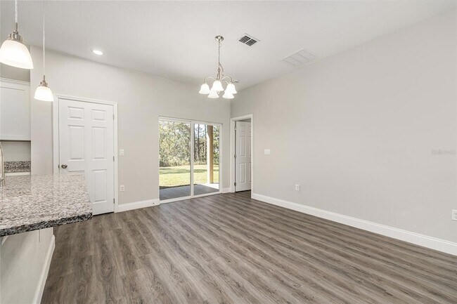 Building Photo - 5998 SW 154th Street Rd