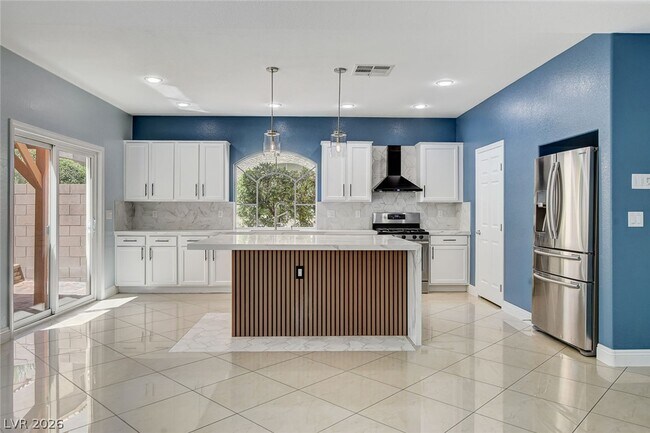 Building Photo - 9975 Mills Reef Ct
