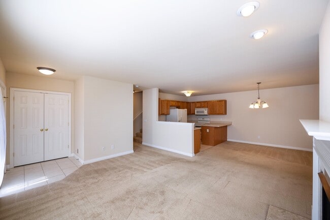 Building Photo - 5706 Hampshire Ln