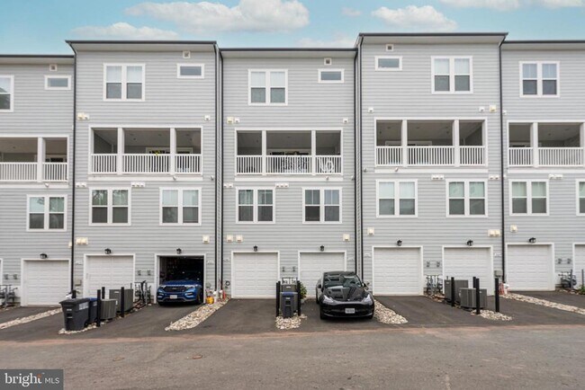 Building Photo - 20803 Wood Quay Dr