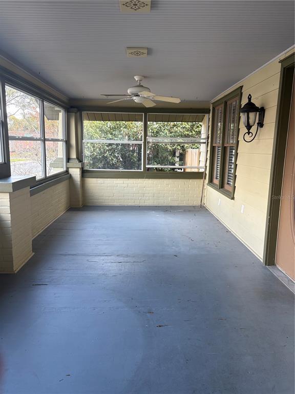 Building Photo - 745 Vistabula St