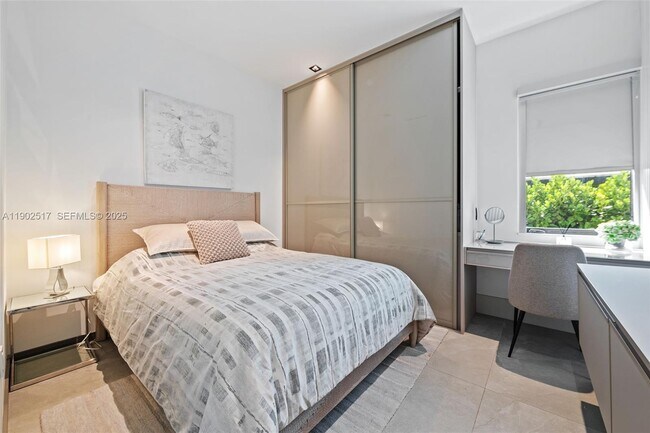 Building Photo - 655 Layne Blvd