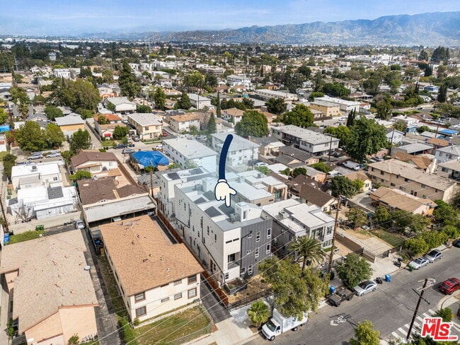 Building Photo - 11255 Hatteras St