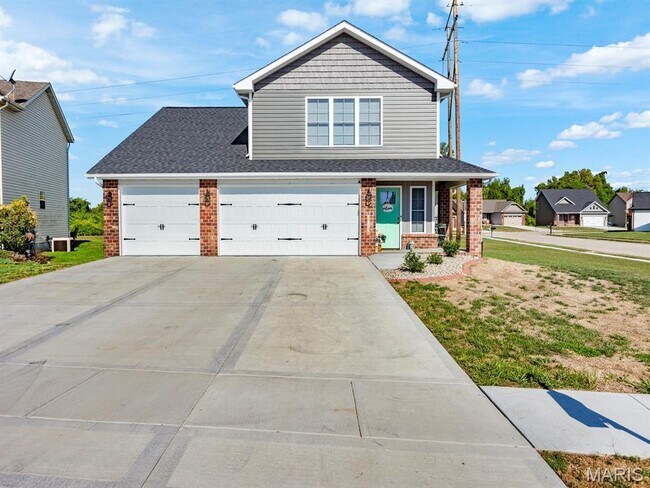 Building Photo - 3713 Justine Drive