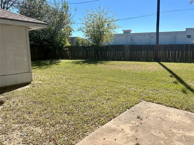 Building Photo - 16347 Sky Blue Ln