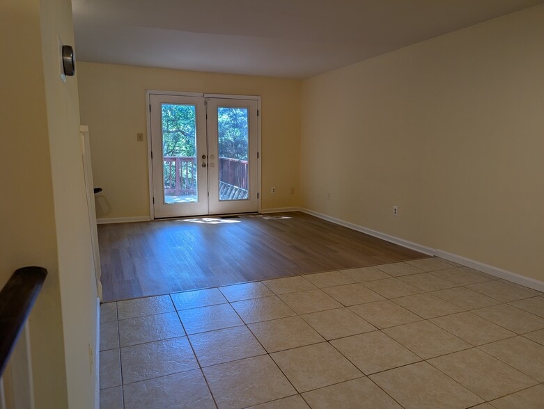 Building Photo - 3829 Water Drop Ct