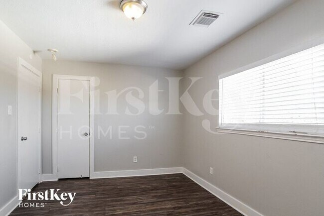 Building Photo - 19214 Spruce Bough Ln