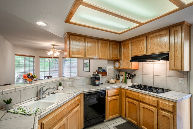 Building Photo - 40423 Big Oak Flat Rd S