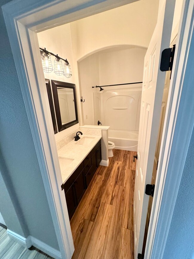 Building Photo - Beautiful Stylish South Reno Home