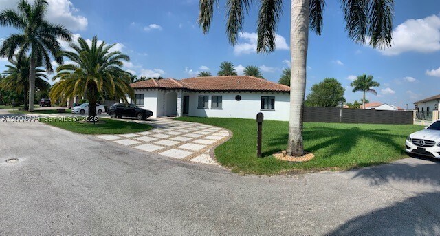 Building Photo - 19260 SW 134th Ave Rd