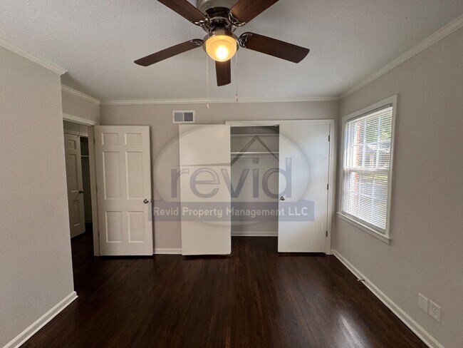 Building Photo - 5467 Derron Ave