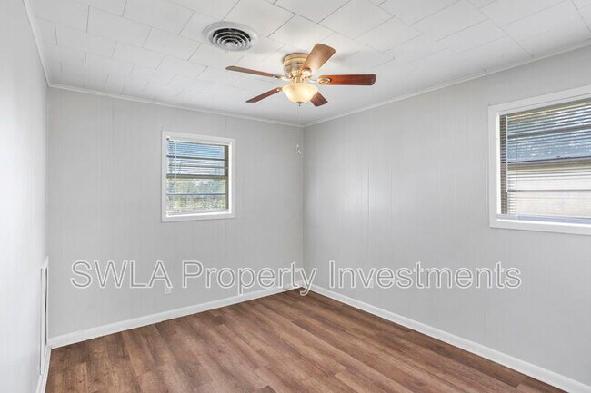 Building Photo - 732 Murbelle Rd