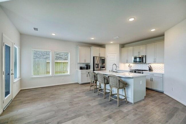 Building Photo - 8914 Milam Grove Dr