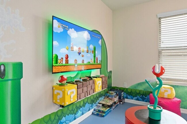 Building Photo - 9042 Rhodes St