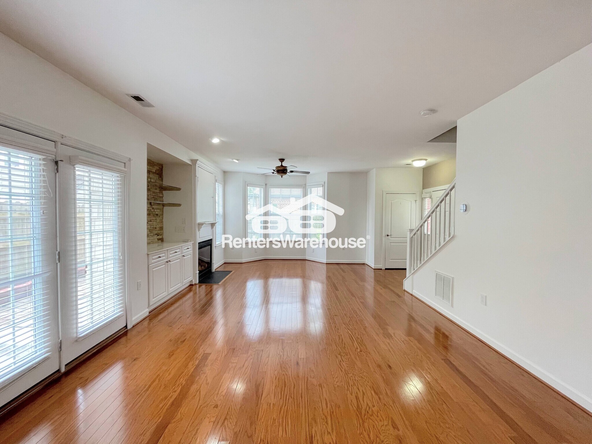 Building Photo - 3932 Cromwell Park Dr