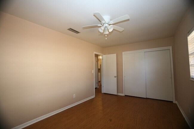 Building Photo - 3 bedroom home with large yard on the west end!