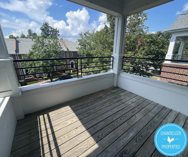 Building Photo - 701 Copperline Dr