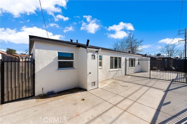 Building Photo - 44945 Trevor Ave