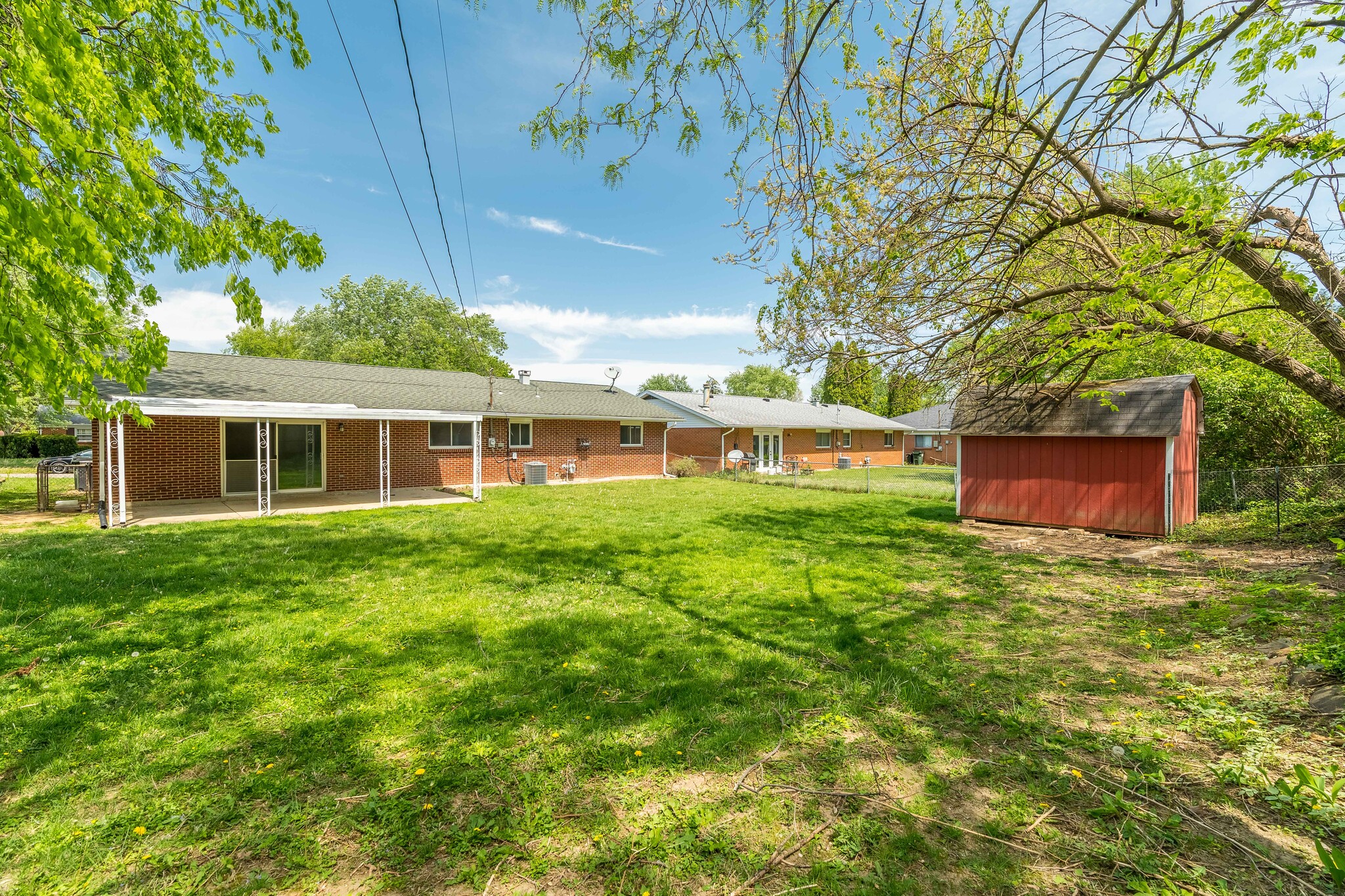 Building Photo - 405 Joellen Pl