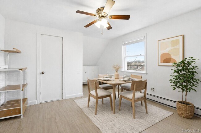 Building Photo - 1-12 Walnut St