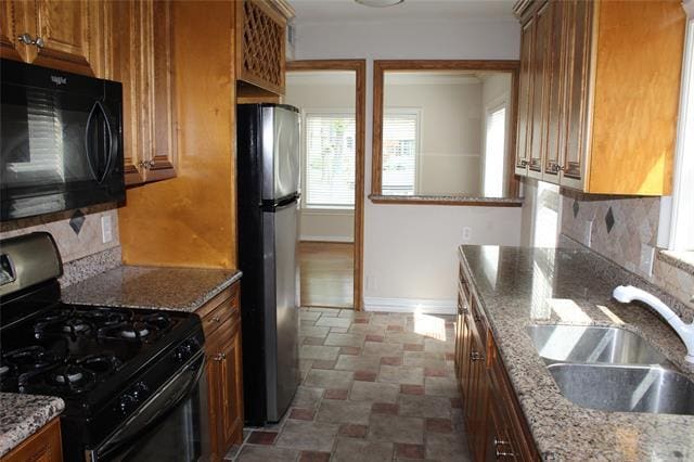 Building Photo - 3733 Binkley Ave