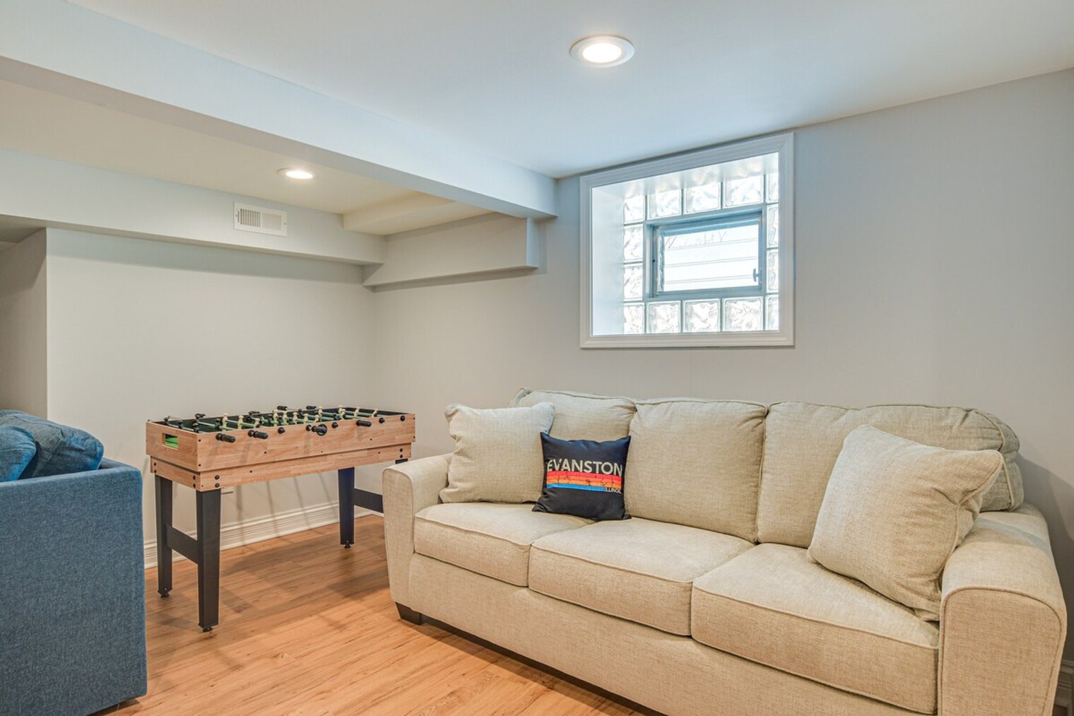 Building Photo - 1503 Fowler Ave