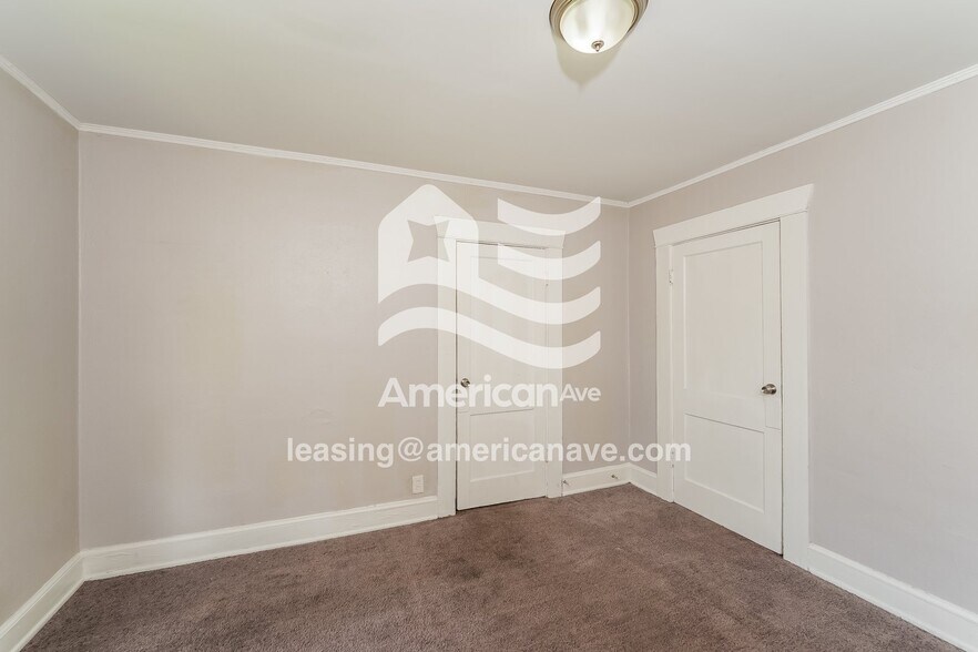 Building Photo - 7792 Rugby Ave