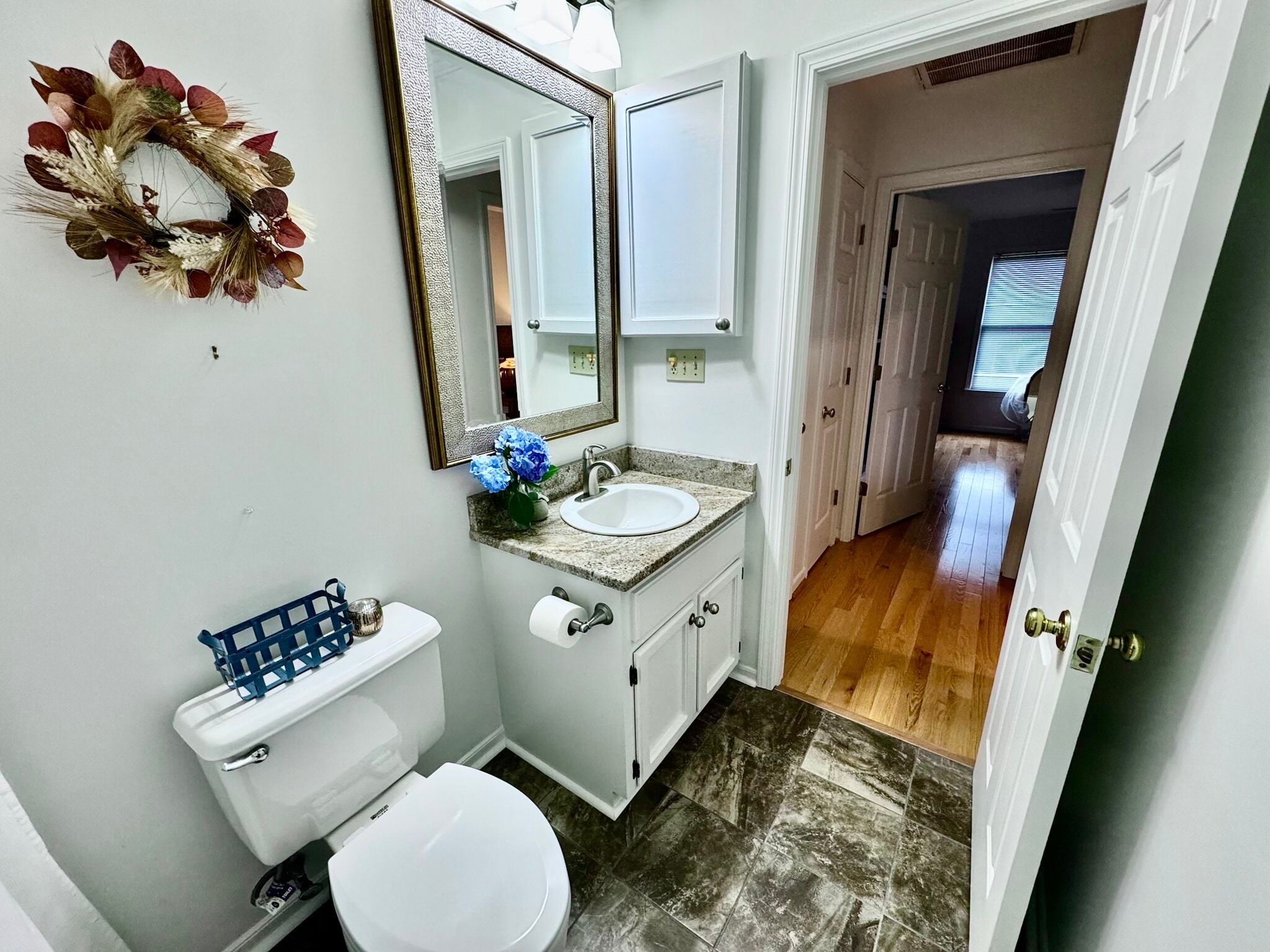 Building Photo - 1 Hillington Pl