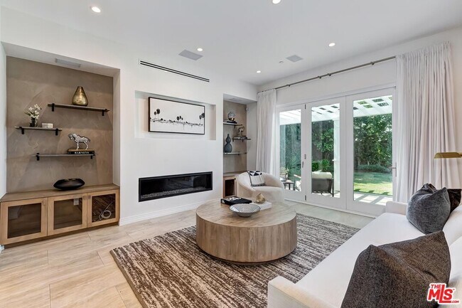Building Photo - 9767 Monte Mar Dr