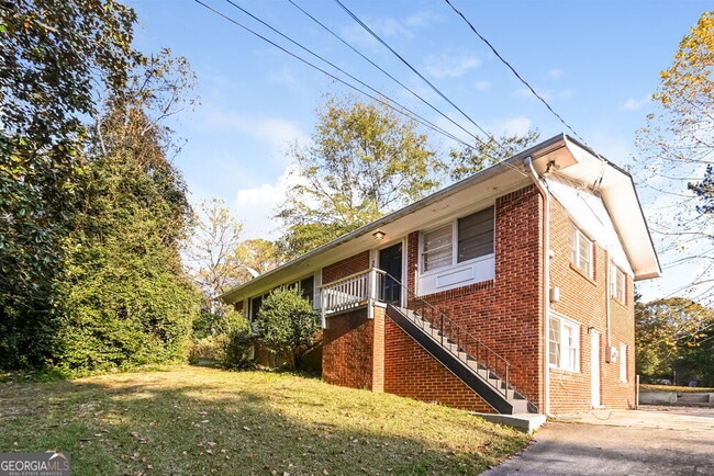 Building Photo - 3990 Rutgers Dr SW