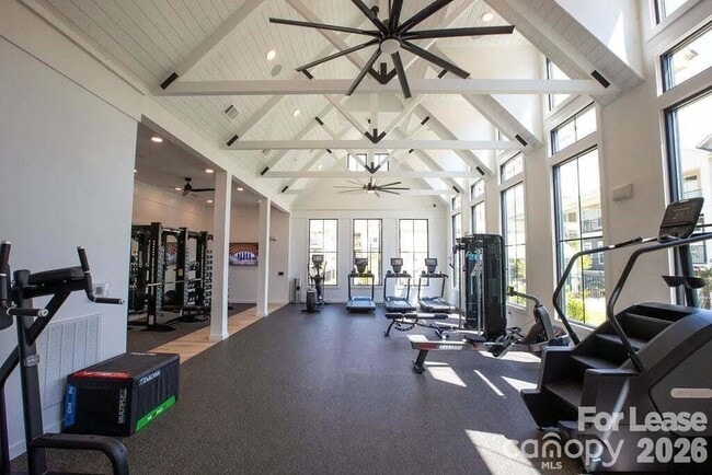 Building Photo - 102 Kennedy Rdg Wy