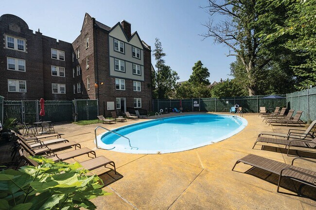Interior Photo - Upsal Gardens Apartments- Beautiful histor...