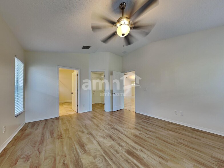 Building Photo - 1415 Compton St