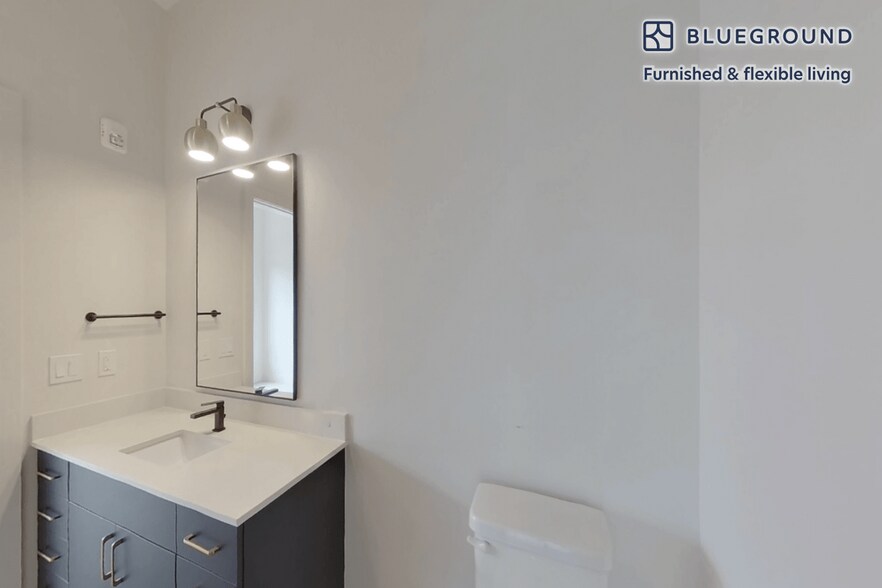 Building Photo - 1350 40th St