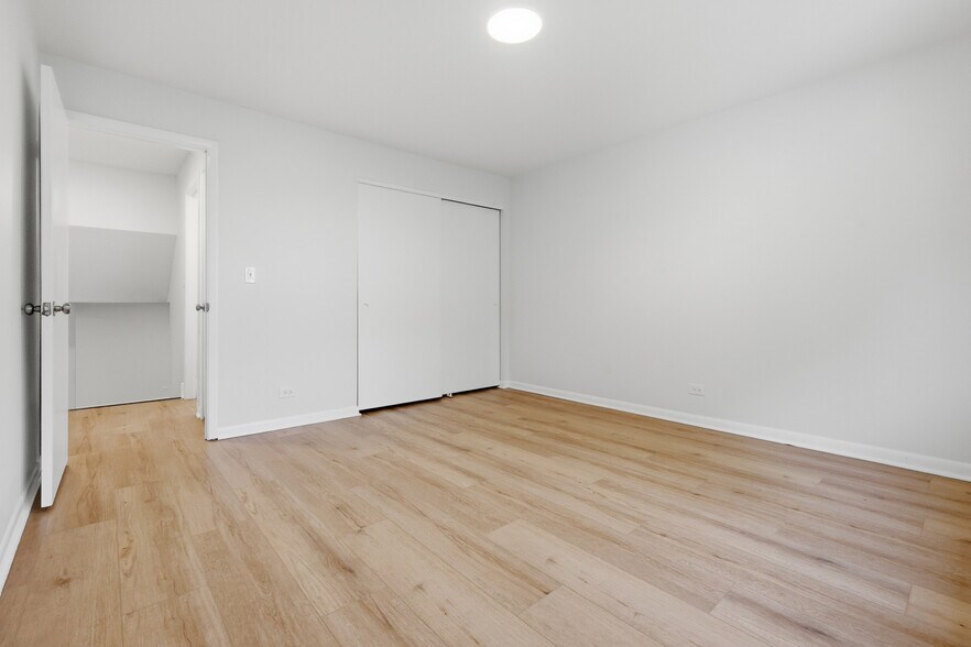 Building Photo - 849 Pear Tree Ln