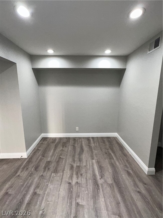 Building Photo - 4310 Sandy River Dr