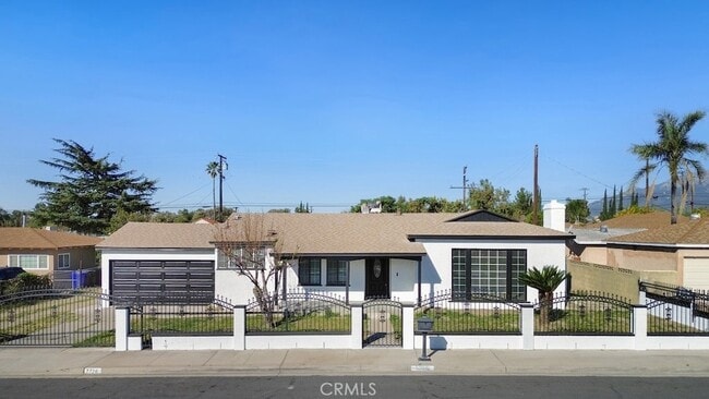 Building Photo - 7726 Blanchard Ave