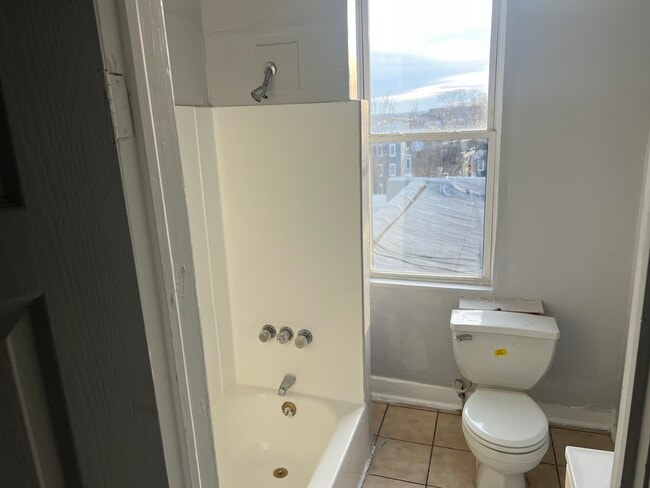 Building Photo - 257X McCulloh St