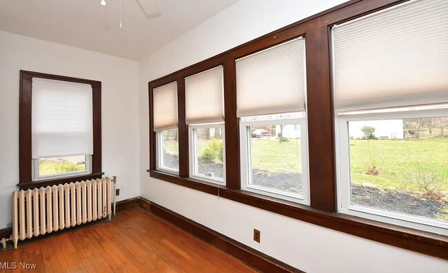 Building Photo - 3133 Albion Rd