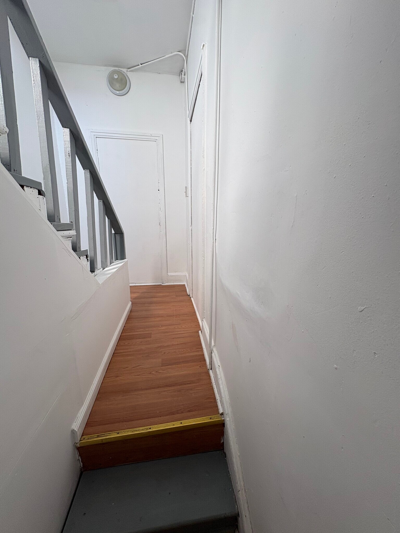 Building Photo - 942 Franklin St