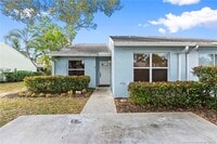 Building Photo - 111 Oakwood Dr