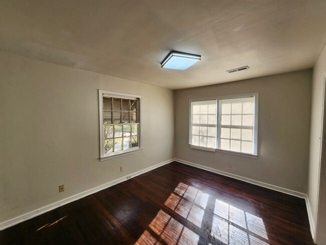 Building Photo - 4208 50th Ave N