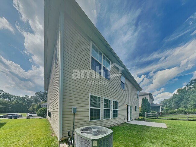 Building Photo - 439 Annaberg Ln