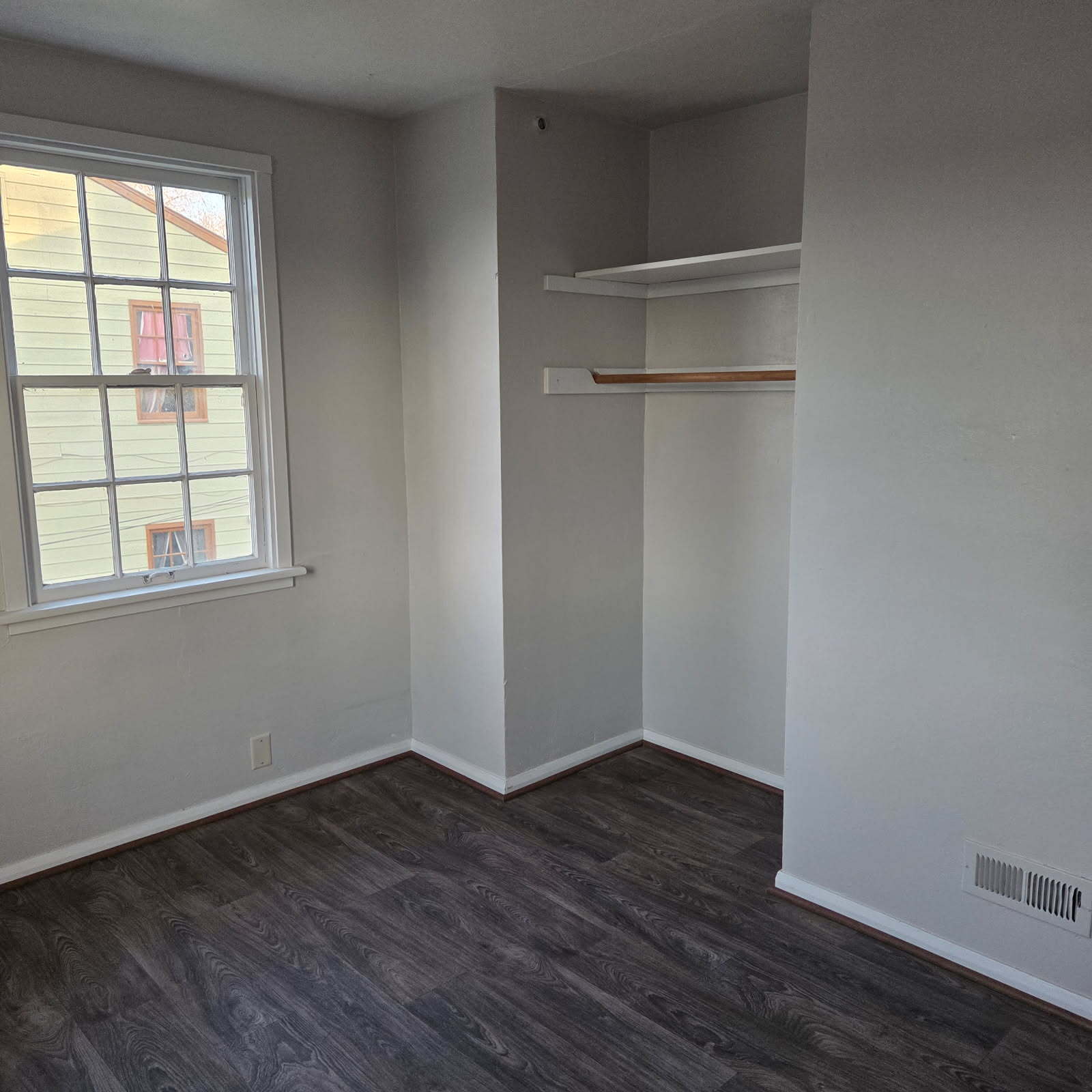 Building Photo - 1411 NW Carden Ave