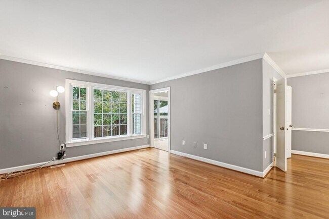 Building Photo - 5875 Woodfield Estates Dr