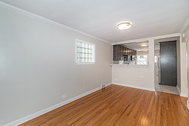 Building Photo - 4207 Main St